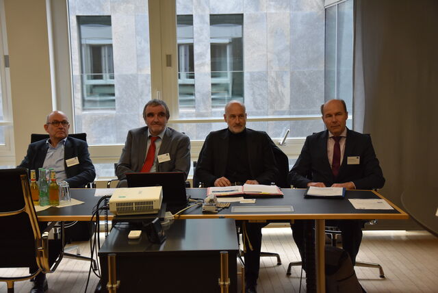 Prof. Dr. Andreas Ernst, Armin Raatz. Wolf-Martin Ahrend, Dr. Karsten McGovern